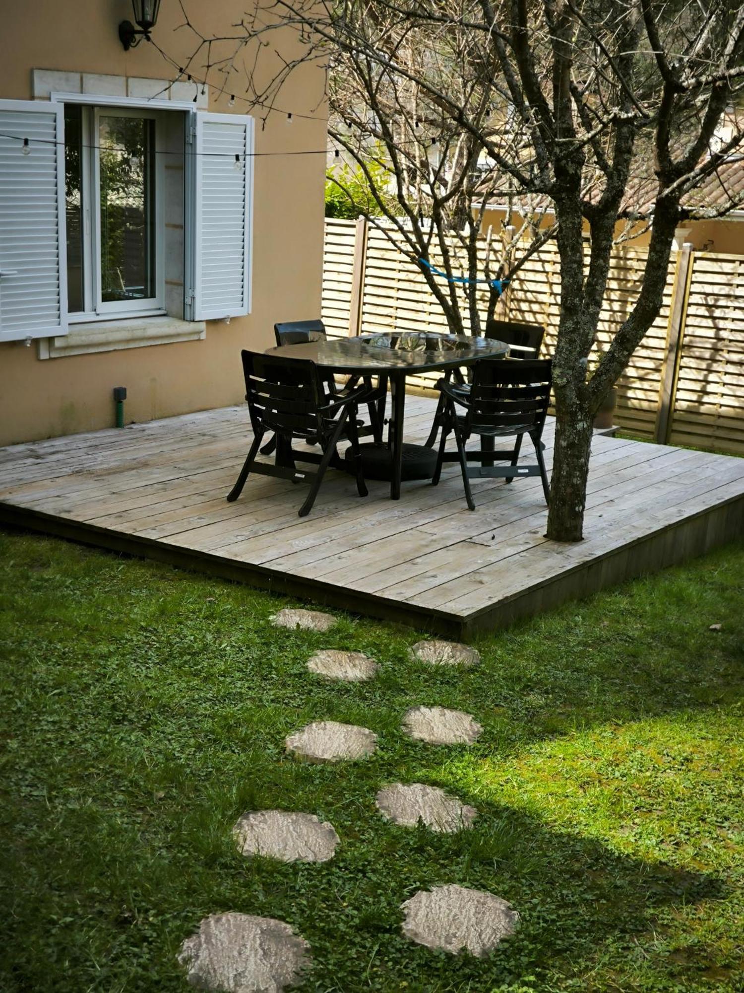 L'Entre-Deux Villa Perigueux Exterior photo